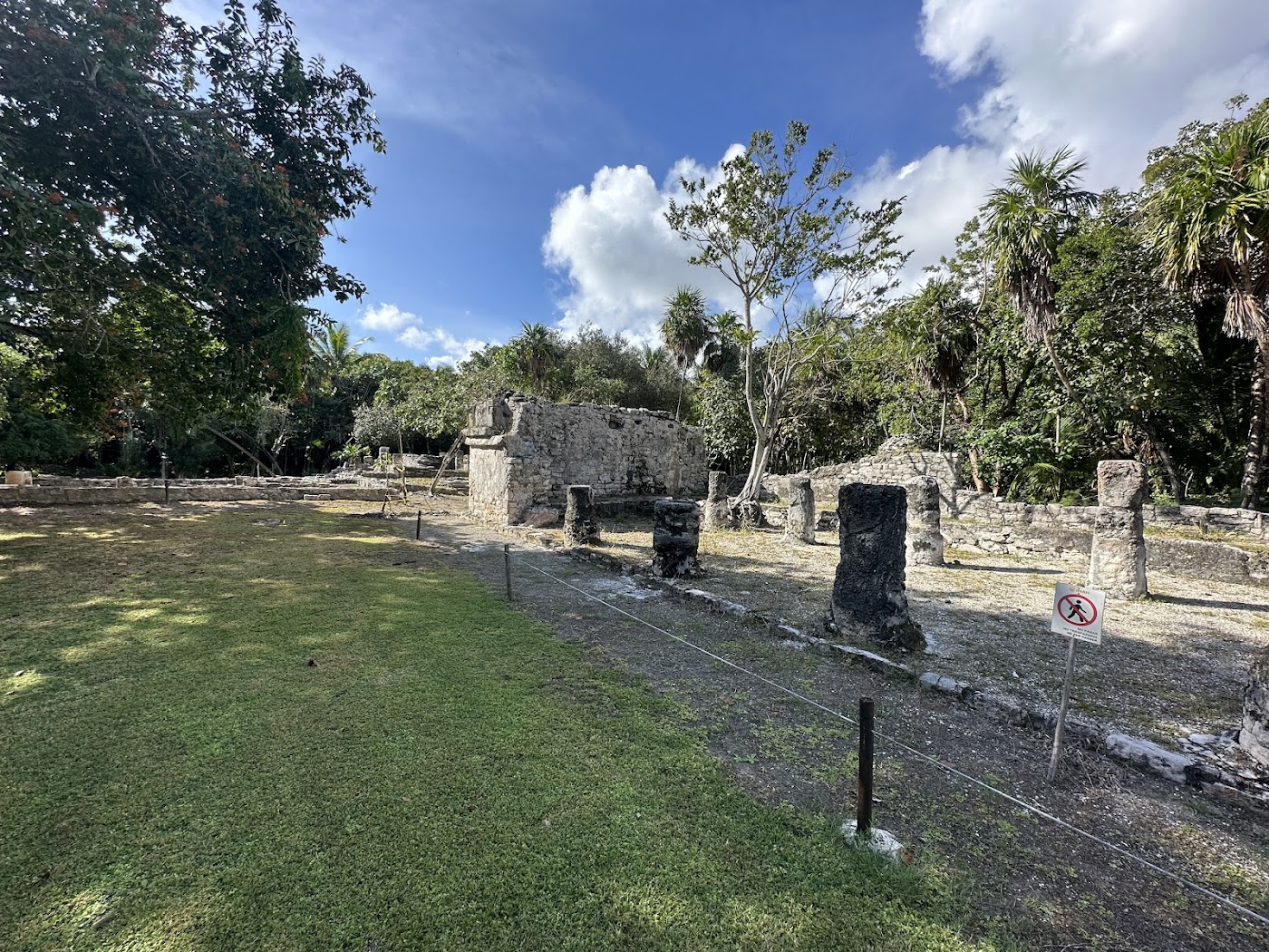 Zona Arqueológica El Meco, Cancún