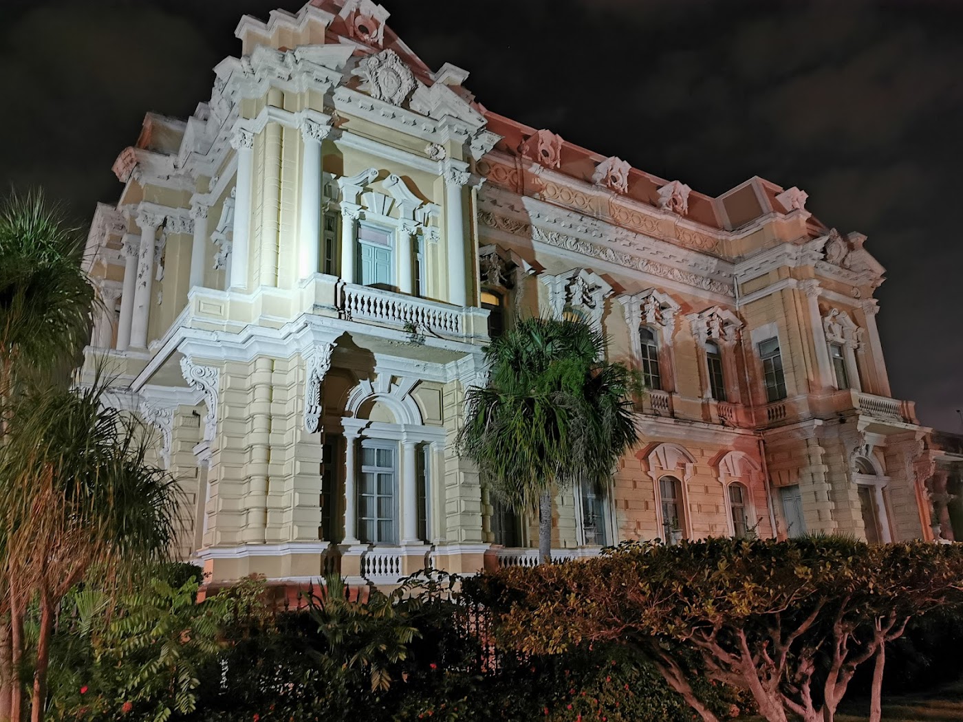 Palacio Cantón, Mérida