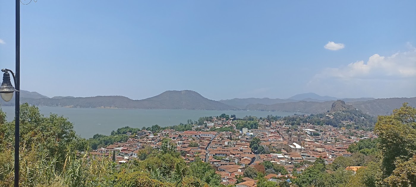 Centro histórico (Pueblo Mágico), Valle de Bravo